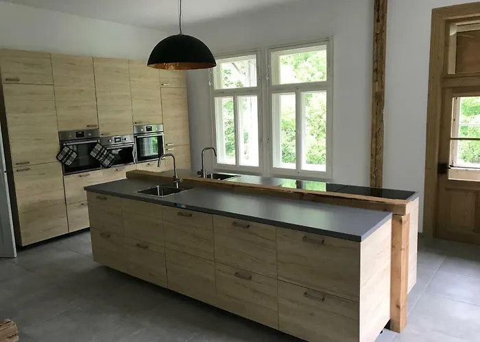 Weisse Haus Am Fluss Semesterbostad Hahnenkopf