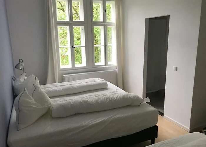 Semesterbostad Weisse Haus Am Fluss